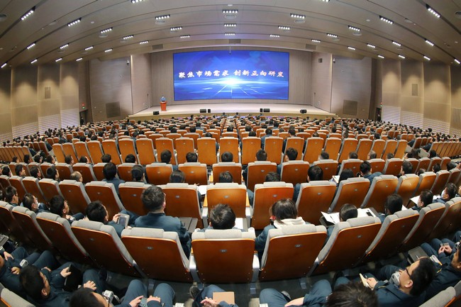 1月9日，彩运网启动正向研发流程